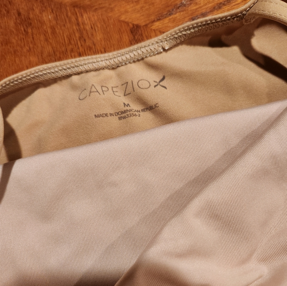 CAPEZIO Womens Seamless Camisole Undergarment size Medium